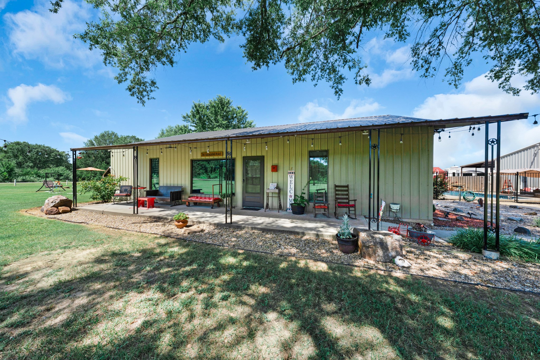 50 County Road 13200 Blossom TX 75416