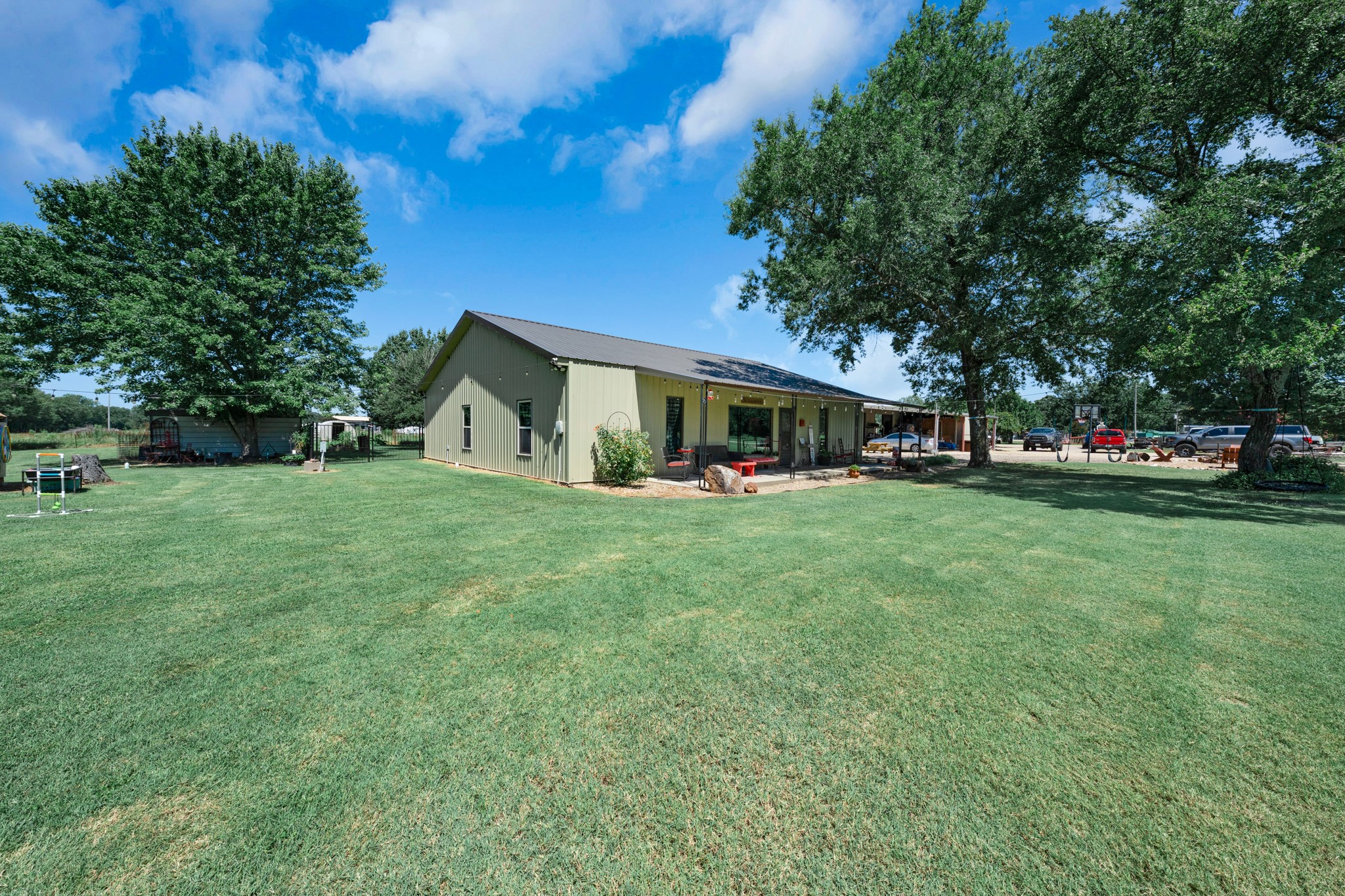 50 County Road 13200 Blossom TX 75416