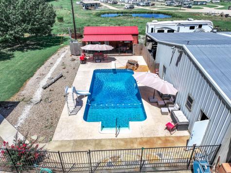 50 County Road 13200 Blossom TX 75416