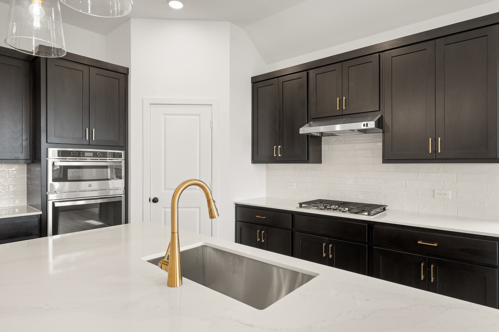 680 Tyronza Drive Justin TX 76247
