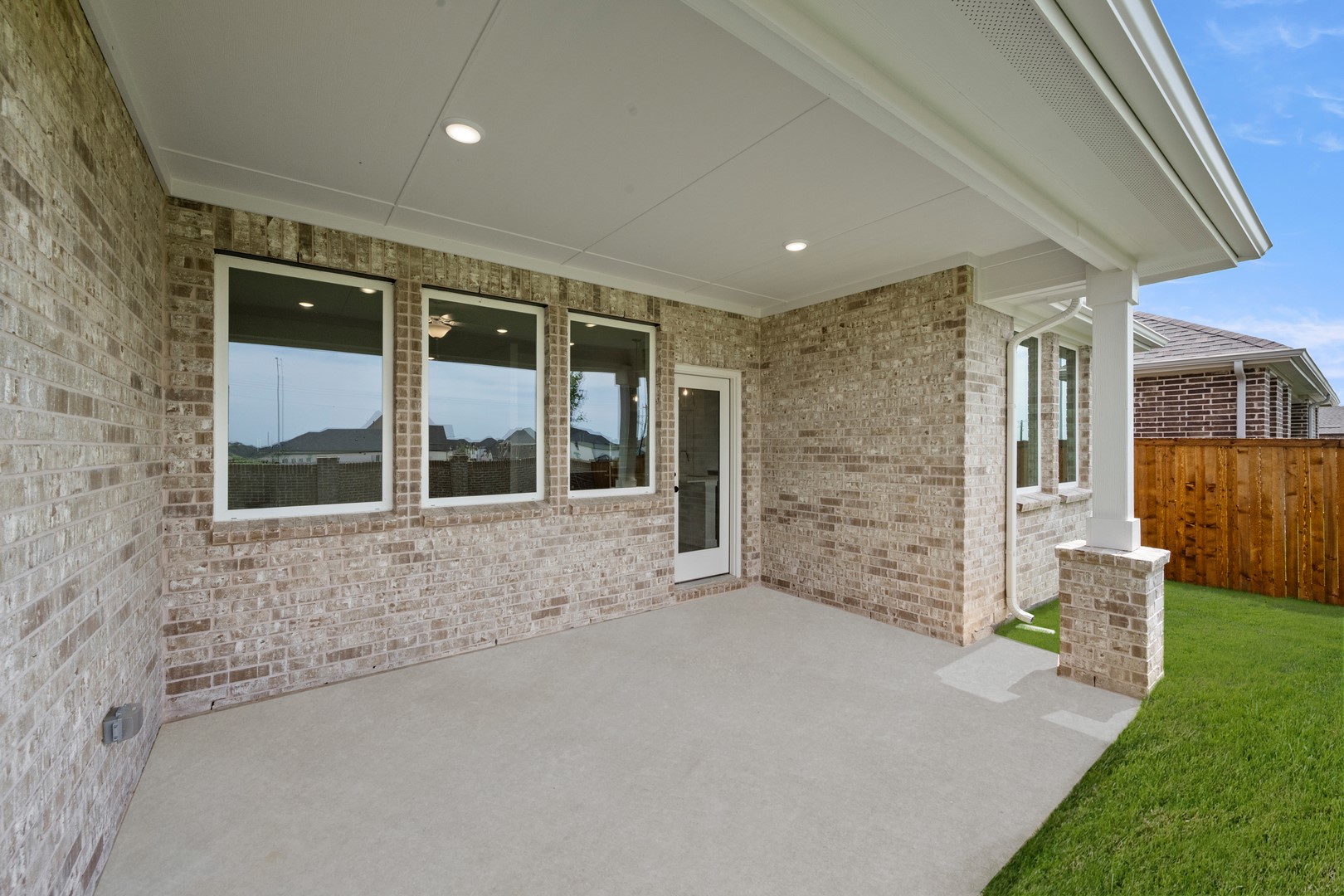 680 Tyronza Drive Justin TX 76247