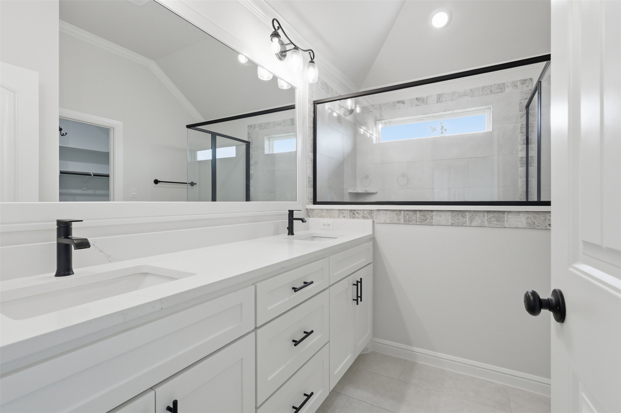 728 Raylan Street Springtown TX 76082