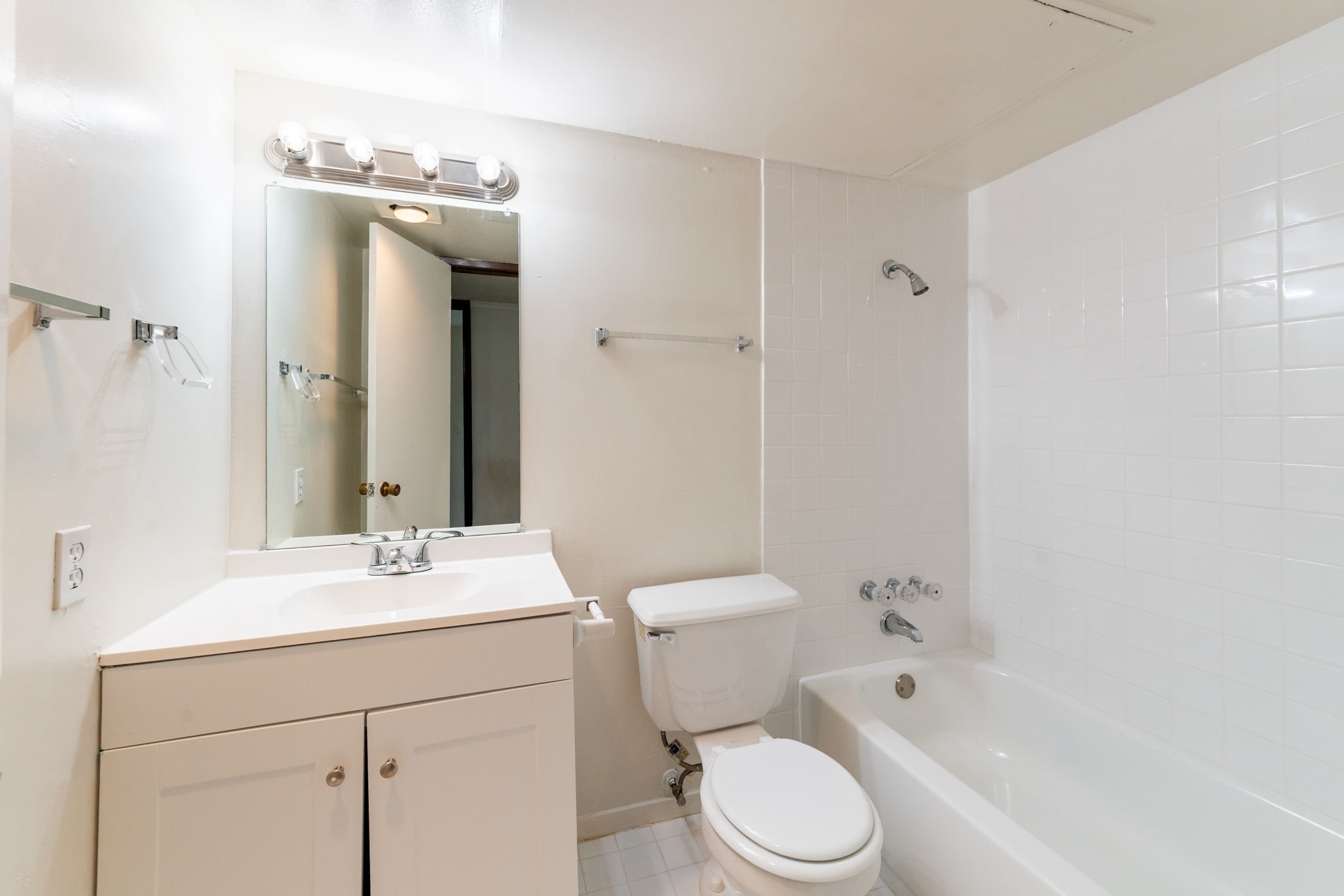 5514 Laredo Lane Garland TX 75043