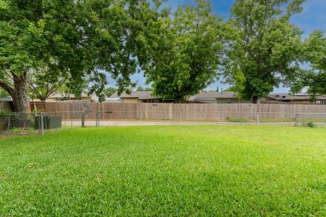 5514 Laredo Lane Garland TX 75043