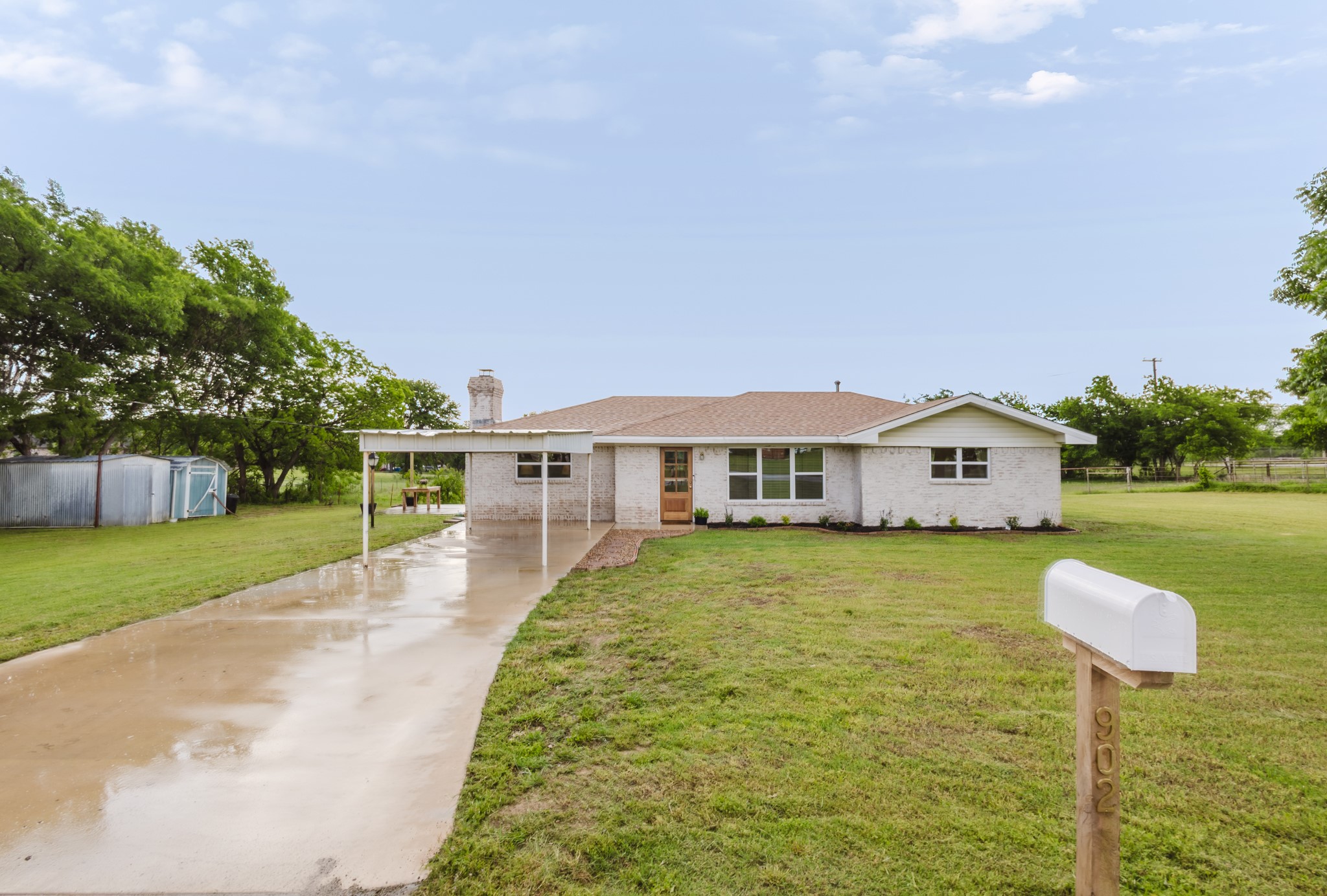 902 Fannin Street Nocona TX 76255