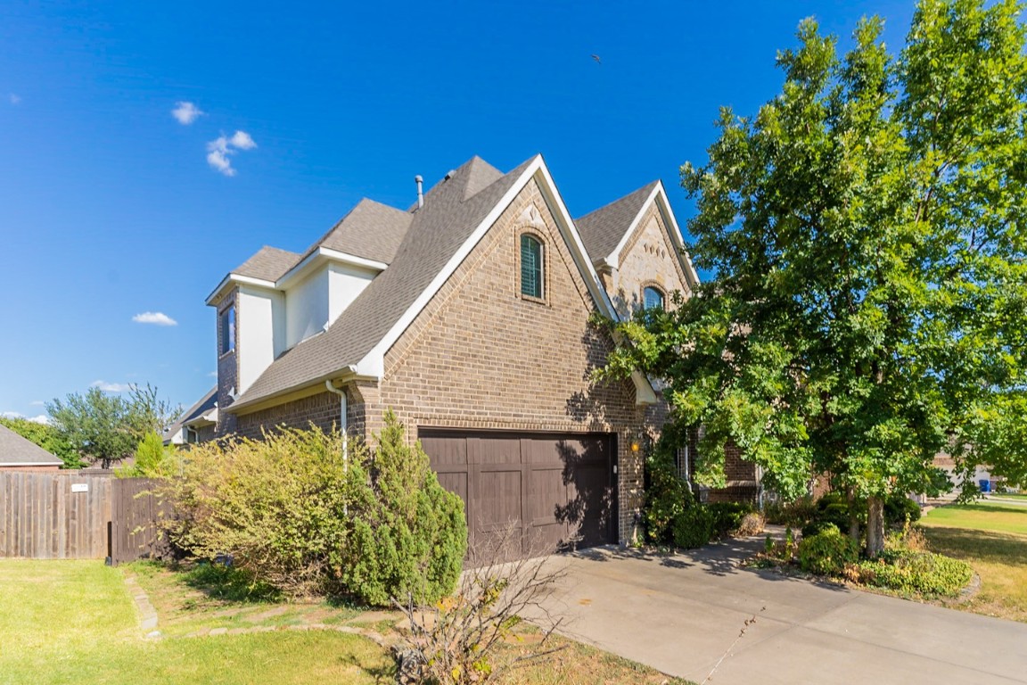 1022 Bell Oak Drive Kennedale TX 76060