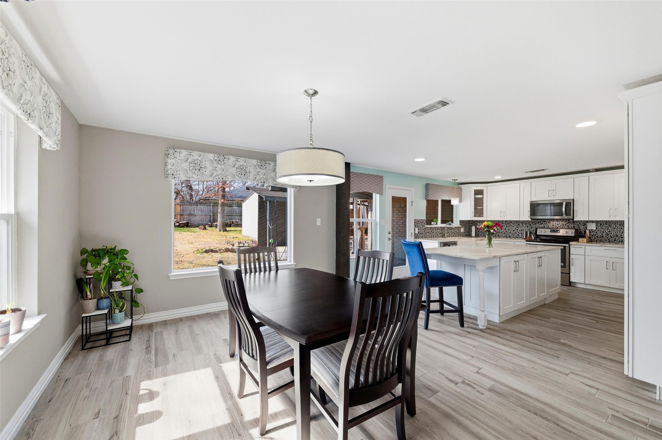 3800 Bayshore Drive Arlington TX 76016