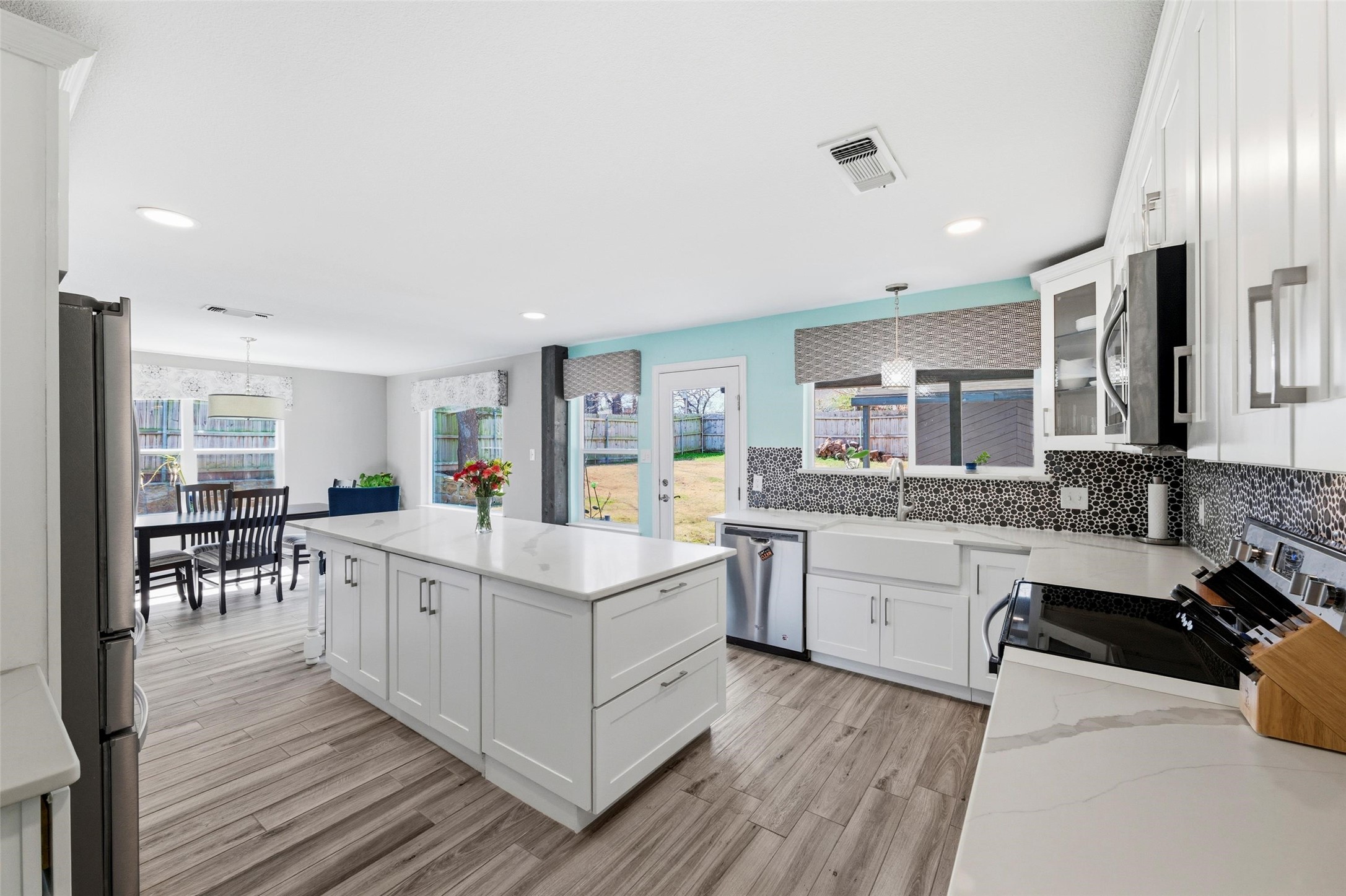 3800 Bayshore Drive Arlington TX 76016