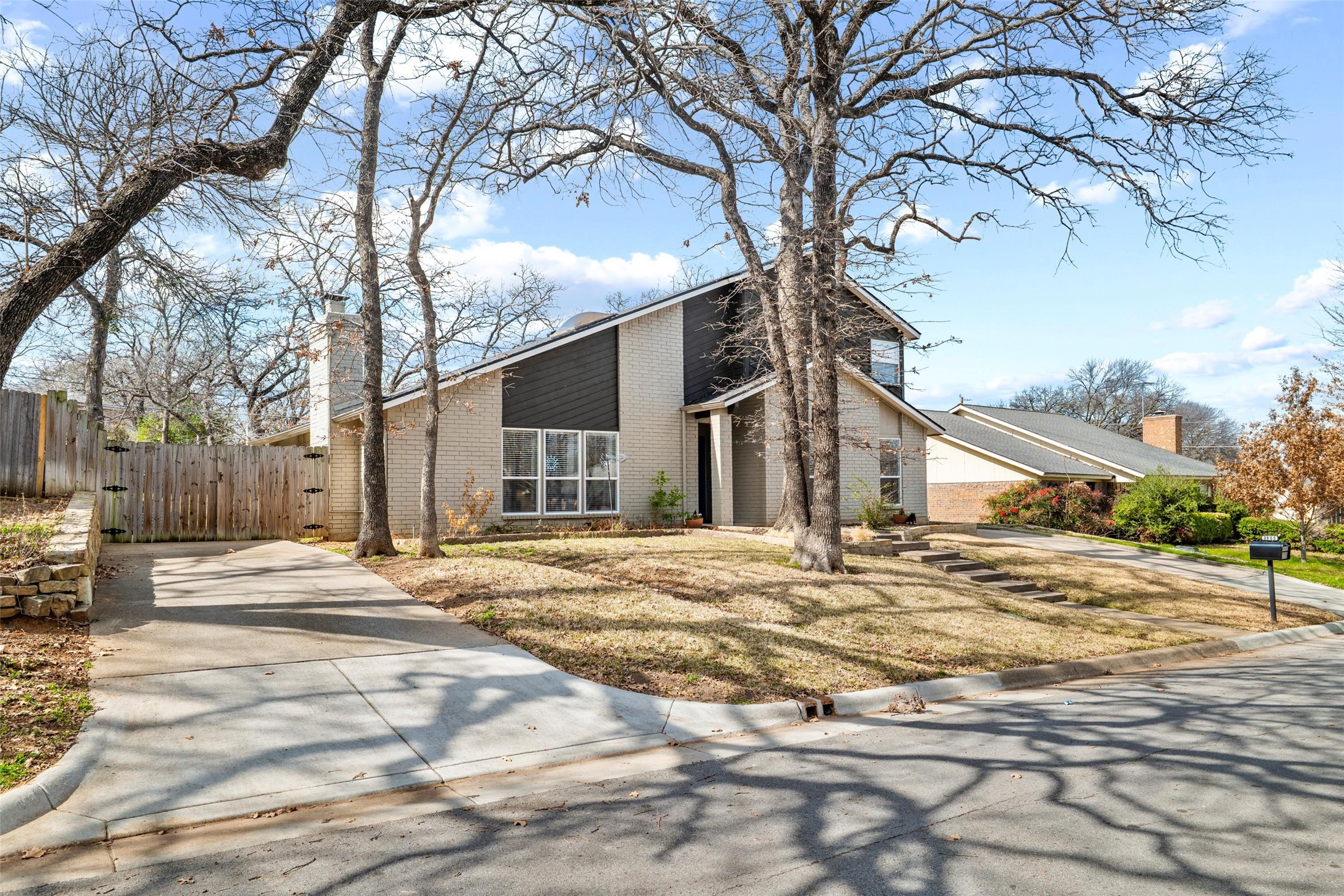 3800 Bayshore Drive Arlington TX 76016