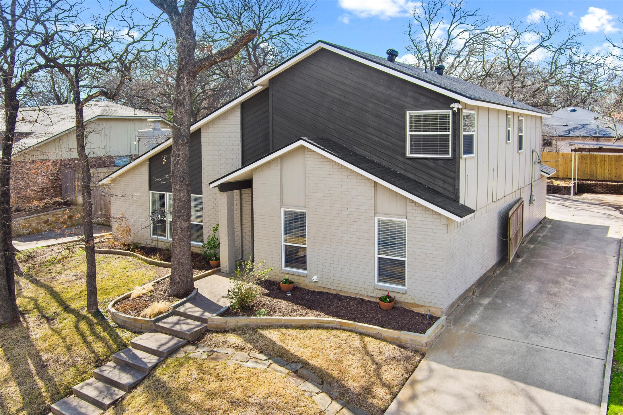 3800 Bayshore Drive Arlington TX 76016