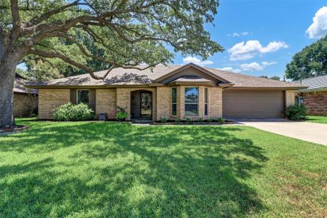 904 Tulane Drive Arlington TX 76012