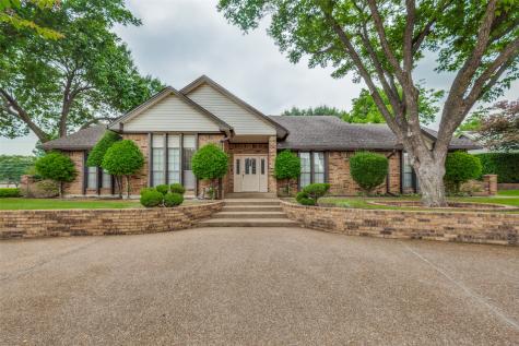 1304 Green Hills Court Duncanville TX 75137