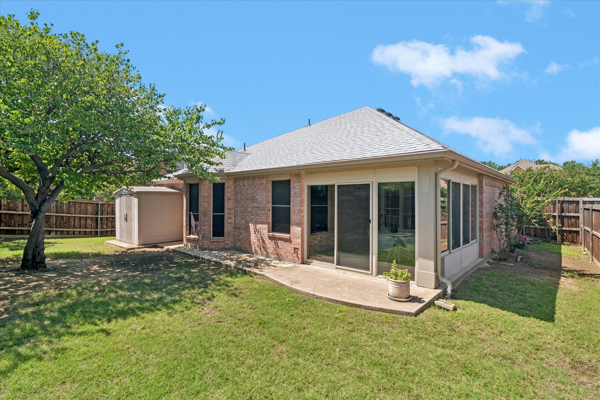 609 Lake Point Drive Little Elm TX 75068