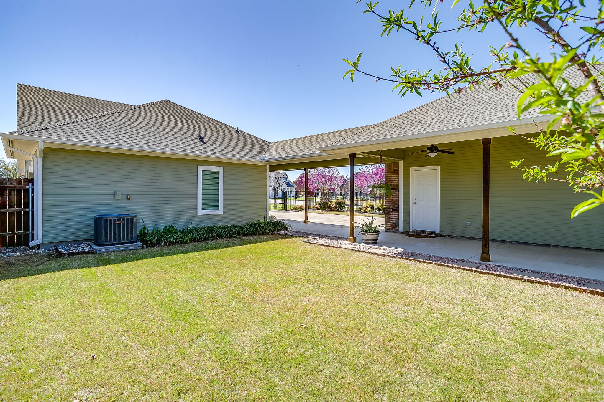 500 Heritage Trail Burleson TX 76028