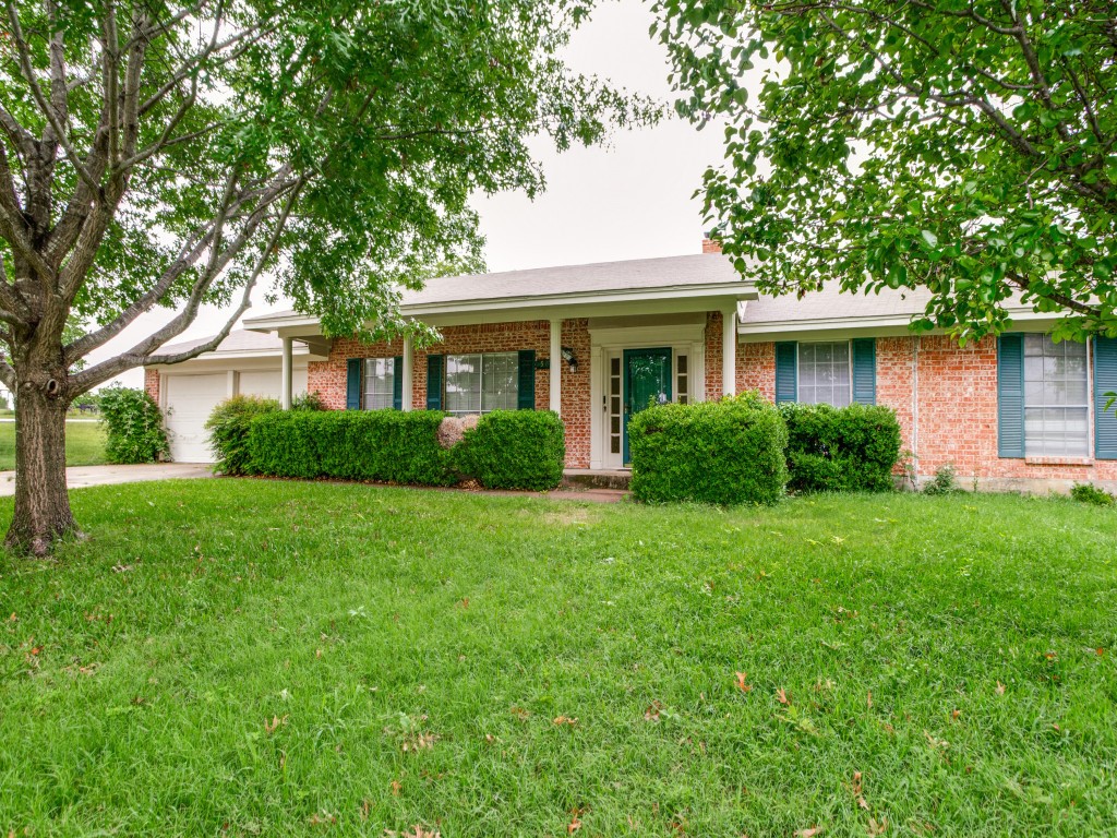 501 Stevens Drive Benbrook TX 76126
