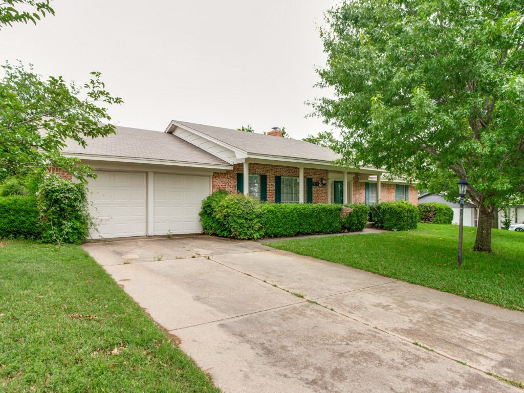 501 Stevens Drive Benbrook TX 76126