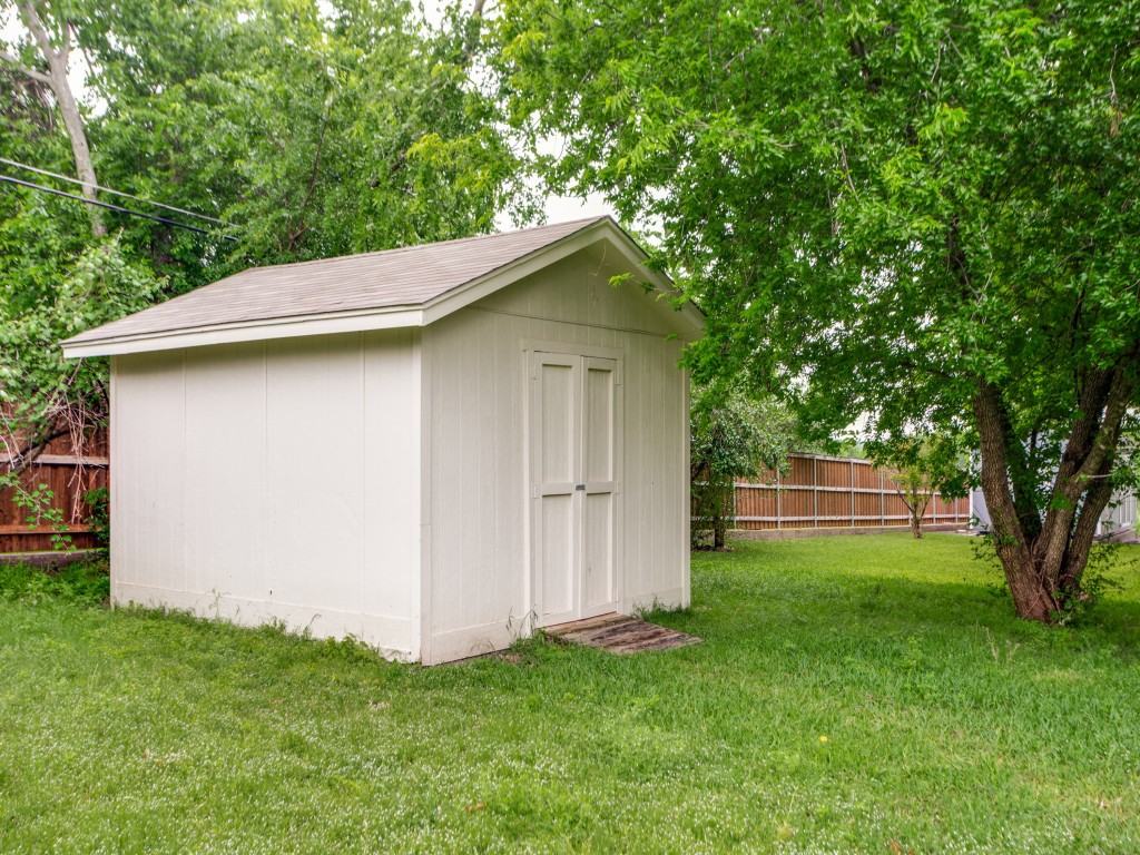 501 Stevens Drive Benbrook TX 76126