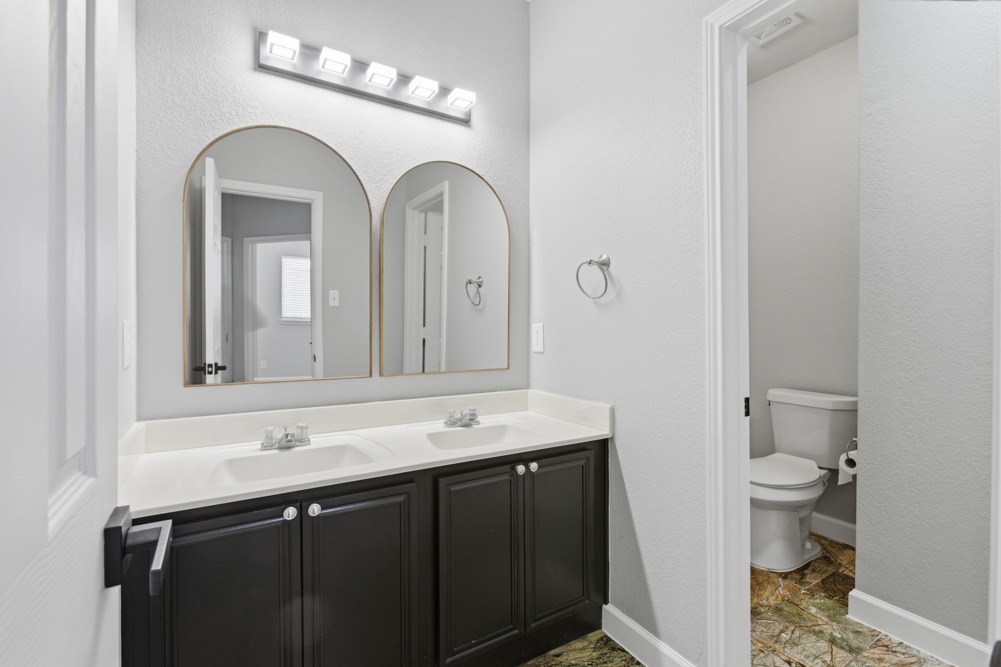 138 Briar Oak Drive Murphy TX 75094