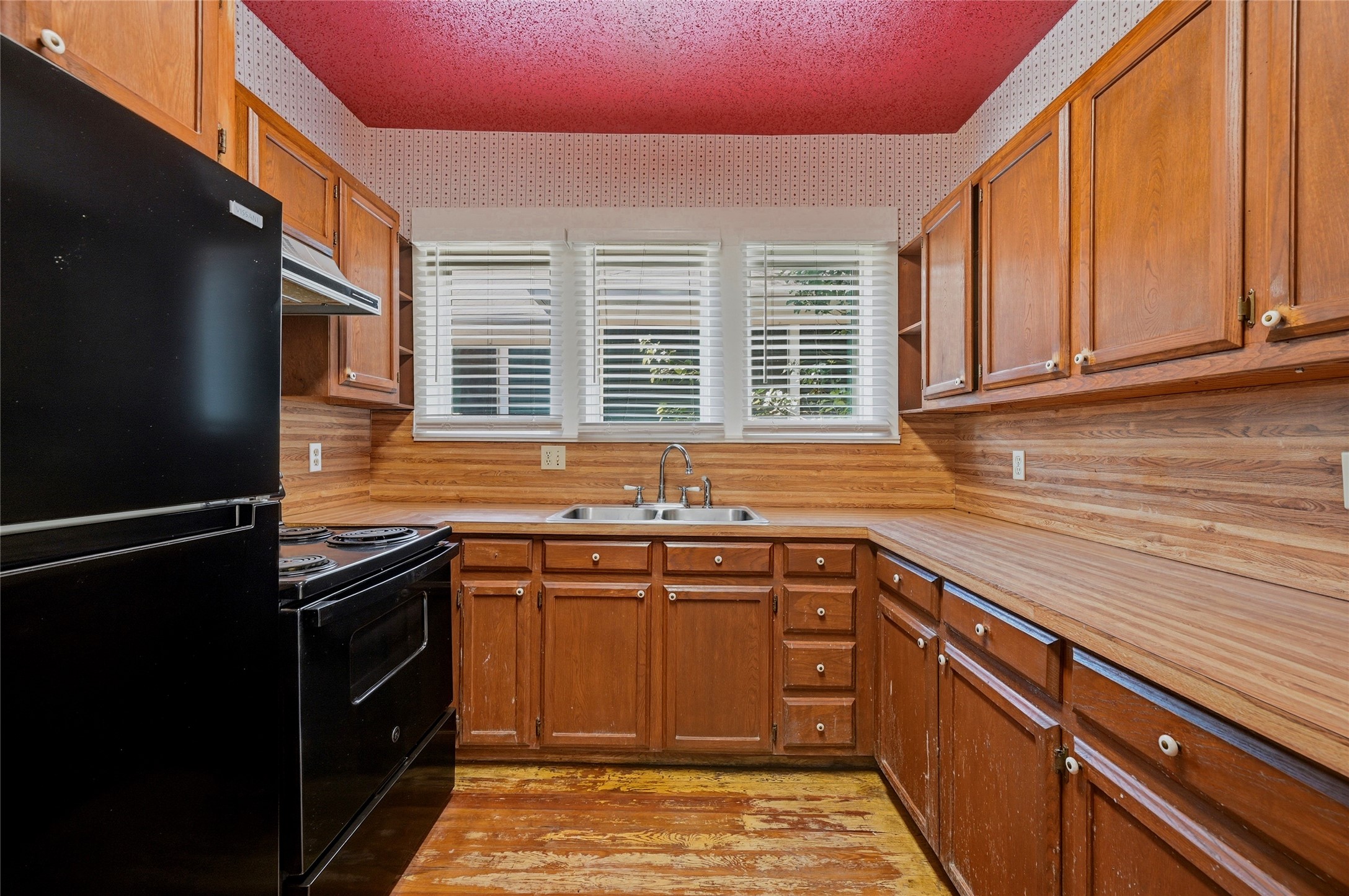 529 E Woodard Street Denison TX 75021