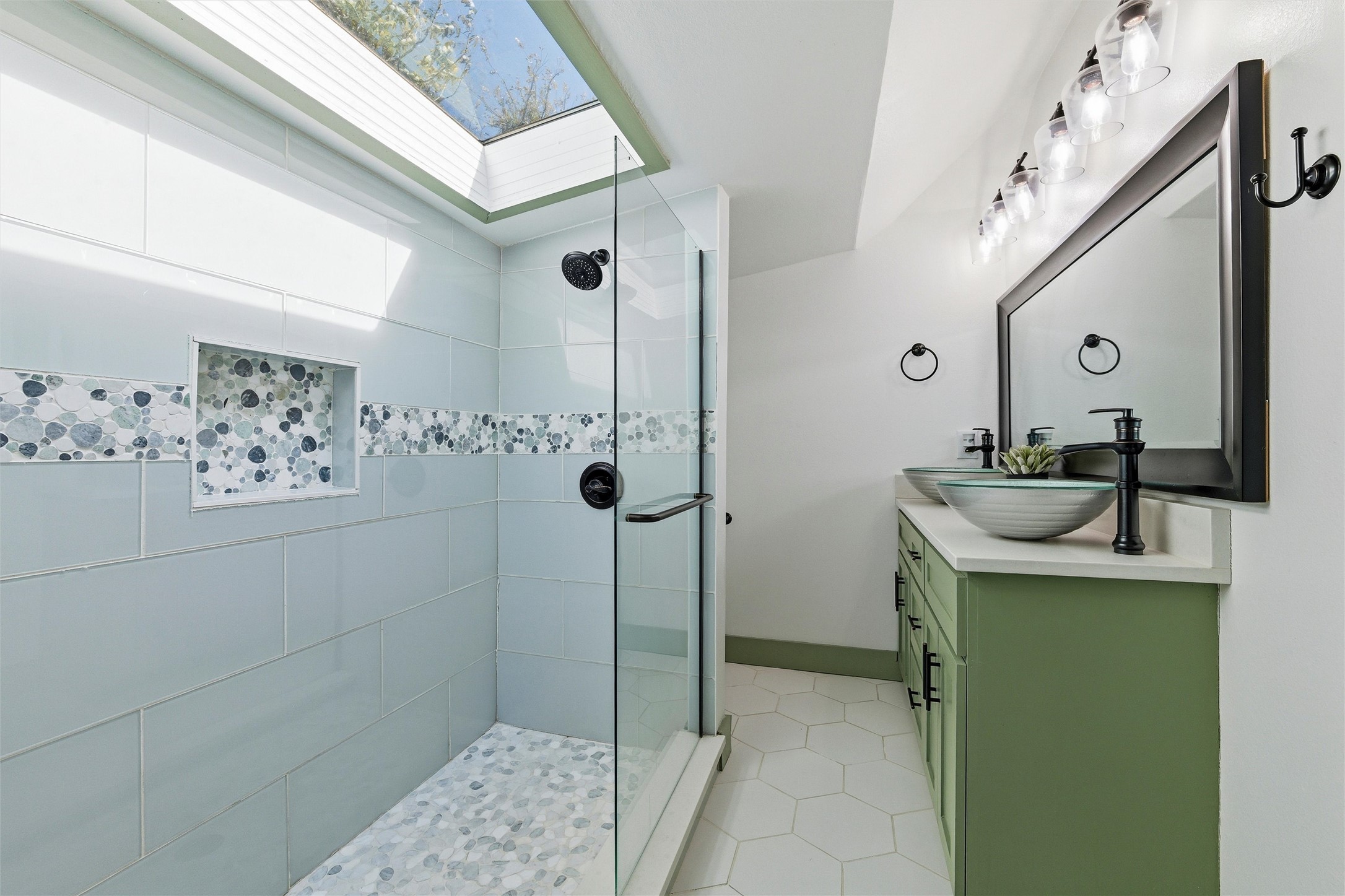 1116 W Jefferson Street Waxahachie TX 75165