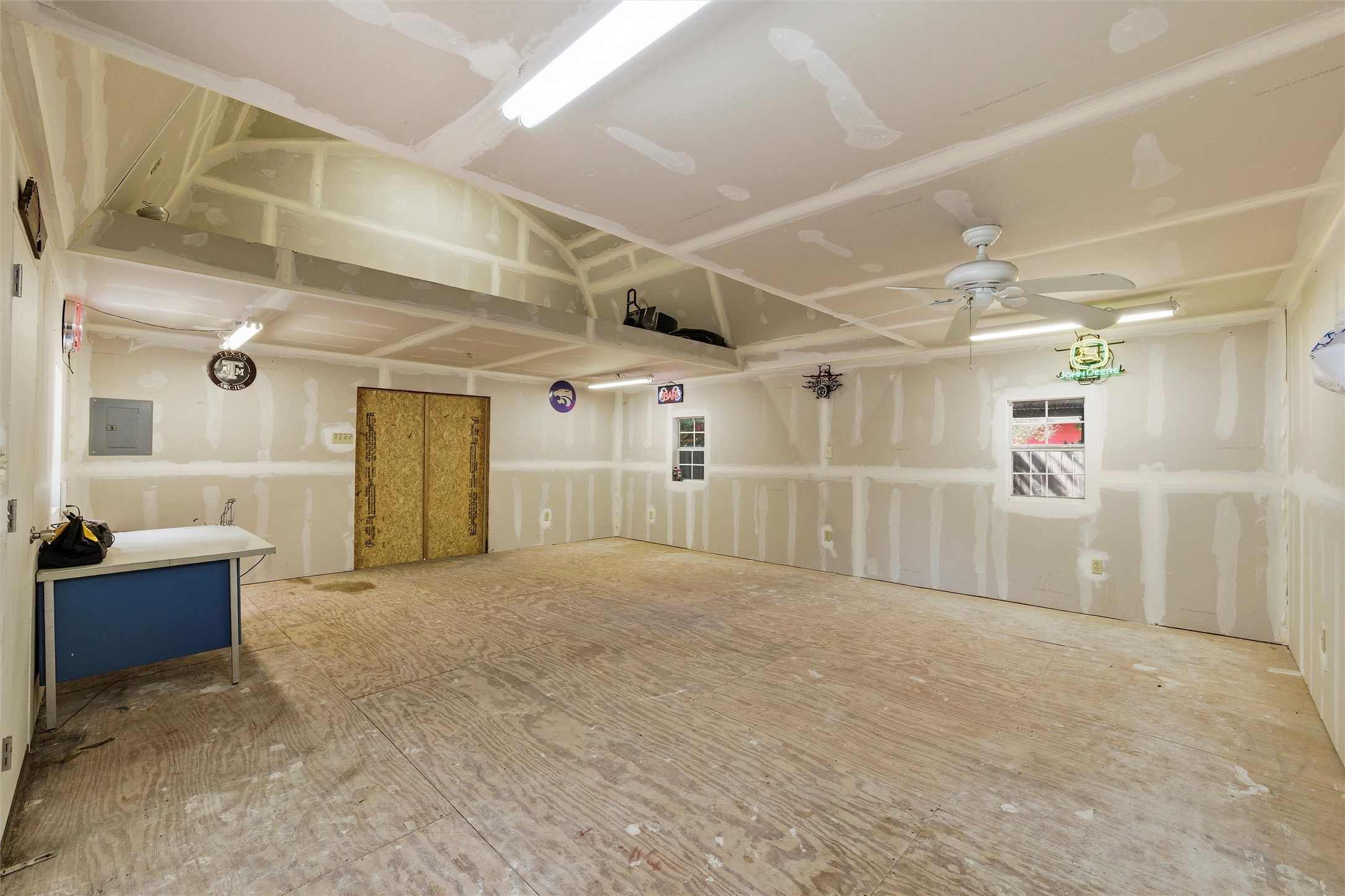 1116 W Jefferson Street Waxahachie TX 75165