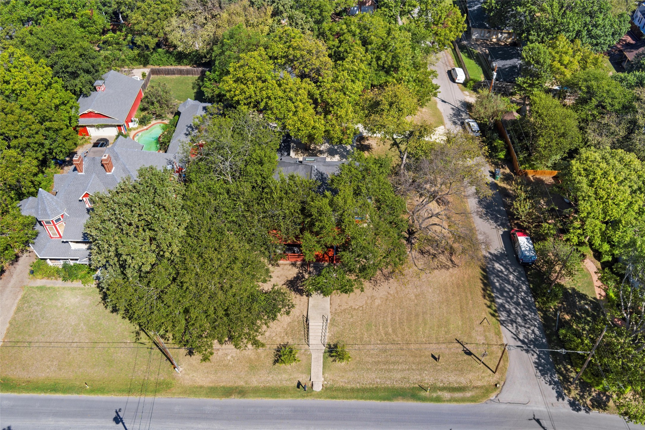 1116 W Jefferson Street Waxahachie TX 75165