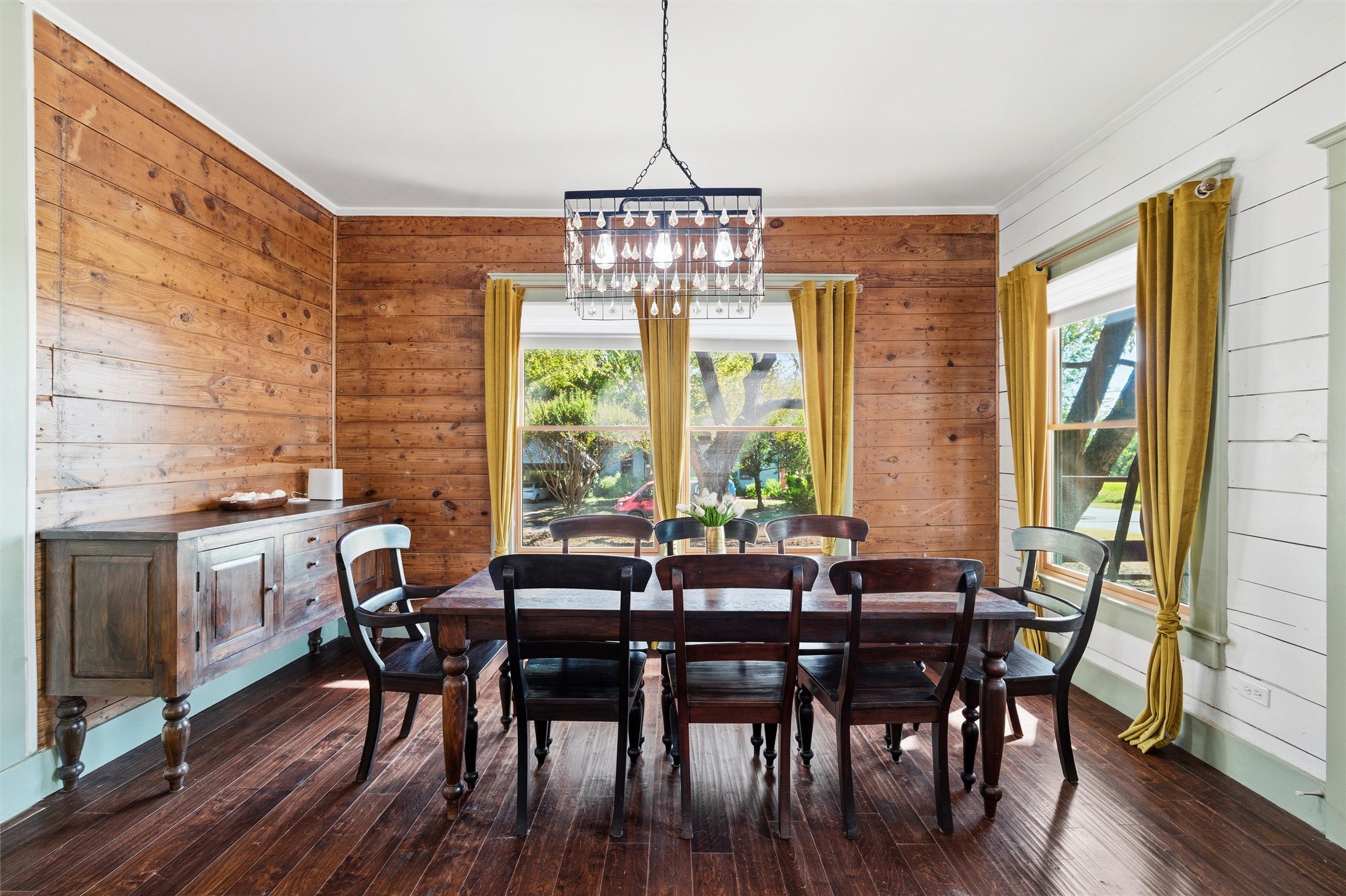 1116 W Jefferson Street Waxahachie TX 75165