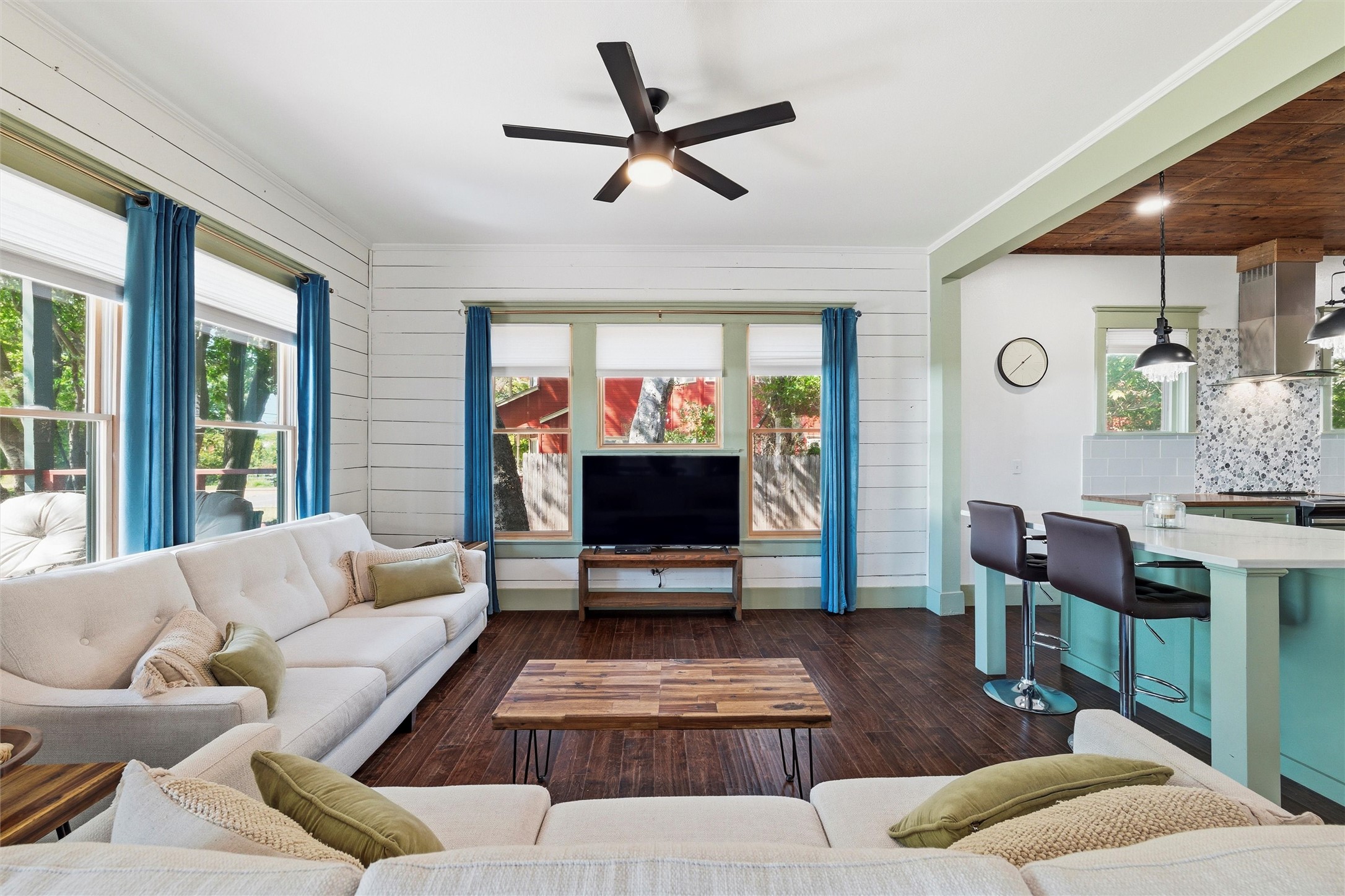 1116 W Jefferson Street Waxahachie TX 75165