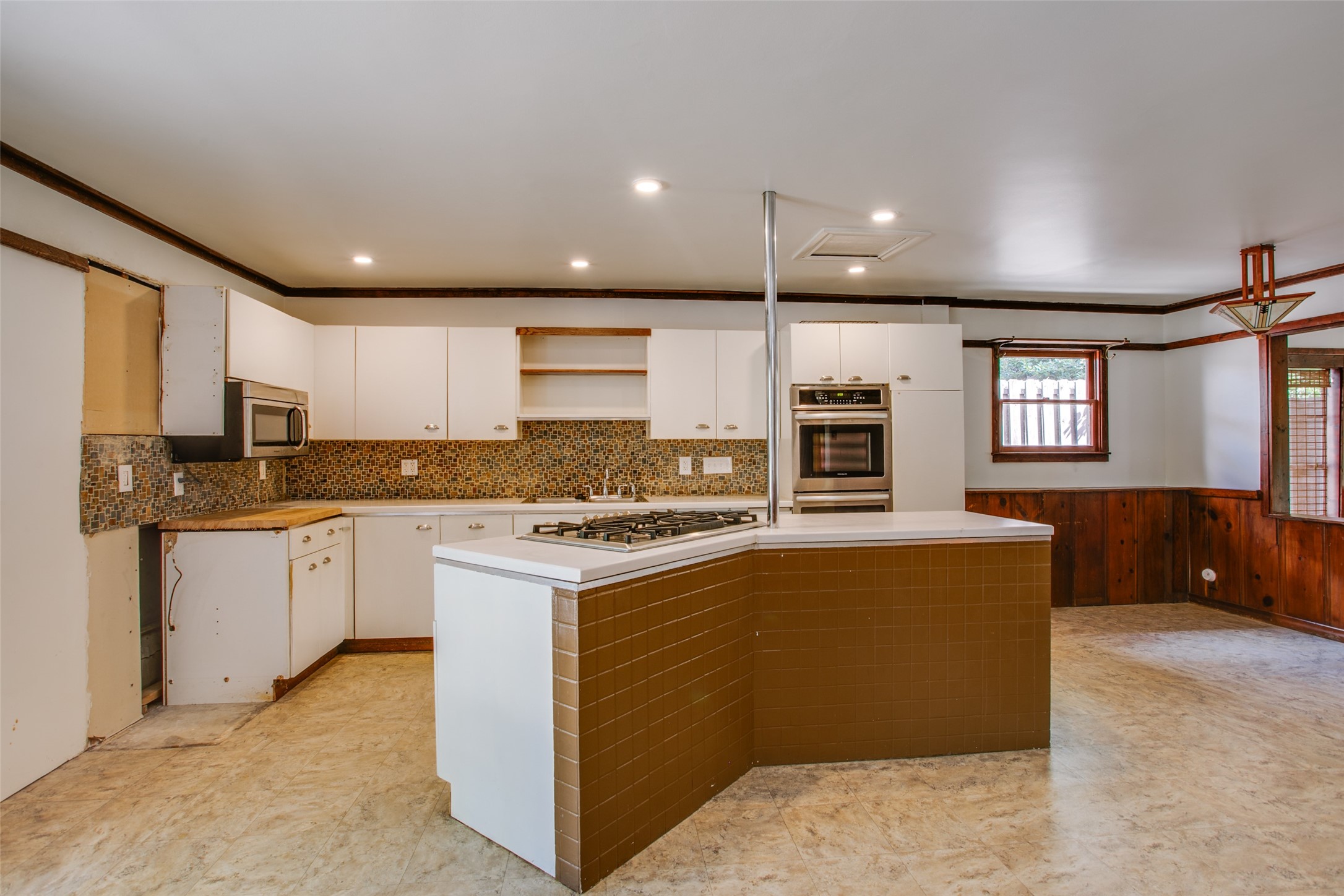 7937 Deer Trail Drive Dallas TX 75238