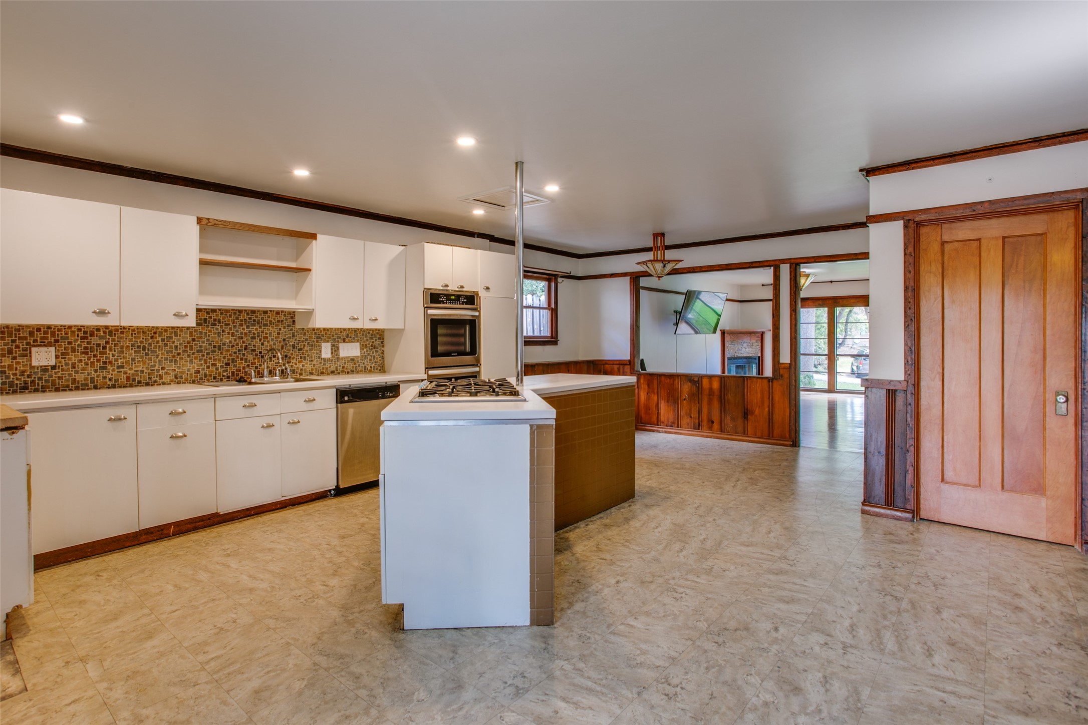 7937 Deer Trail Drive Dallas TX 75238