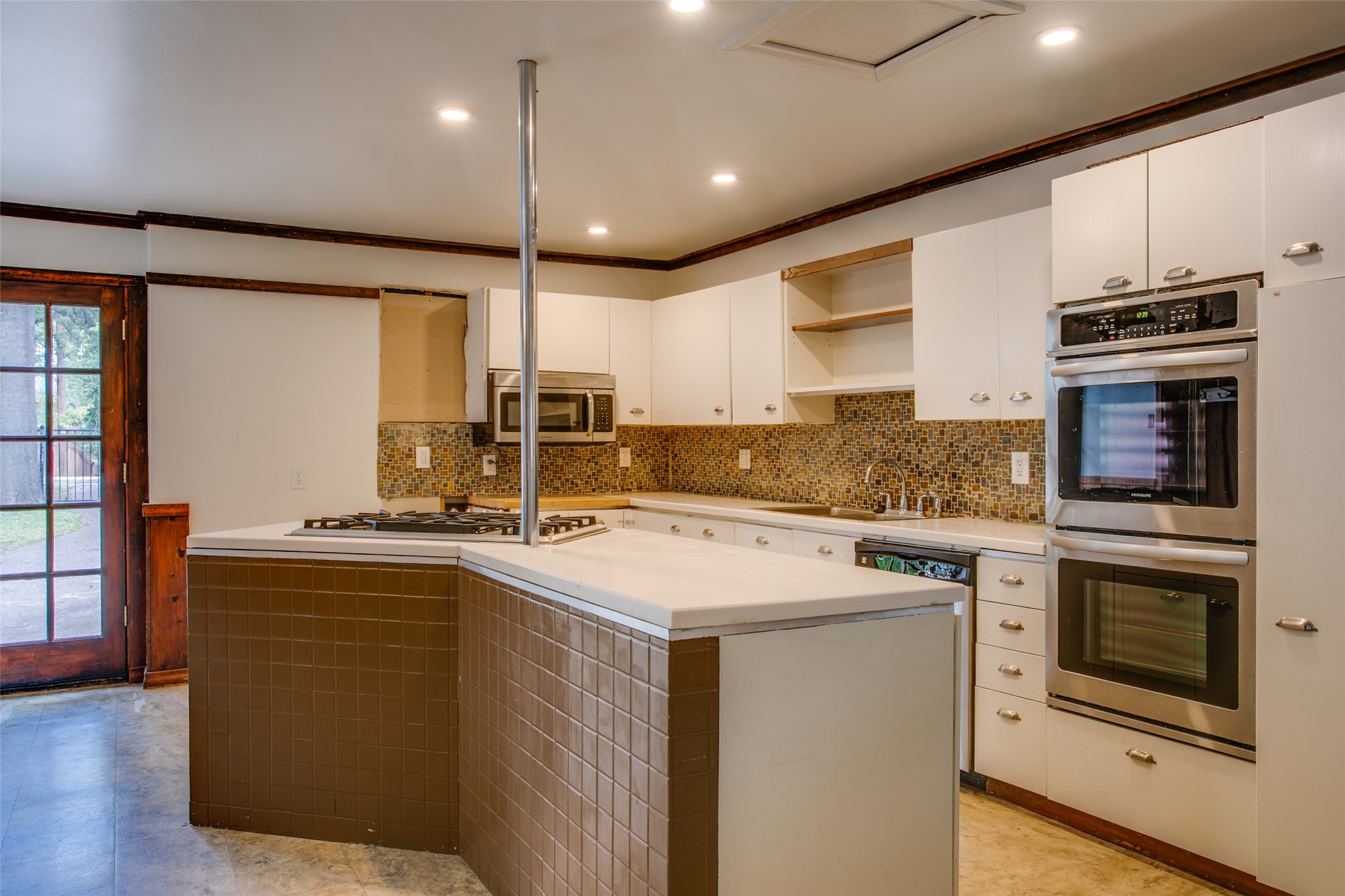 7937 Deer Trail Drive Dallas TX 75238