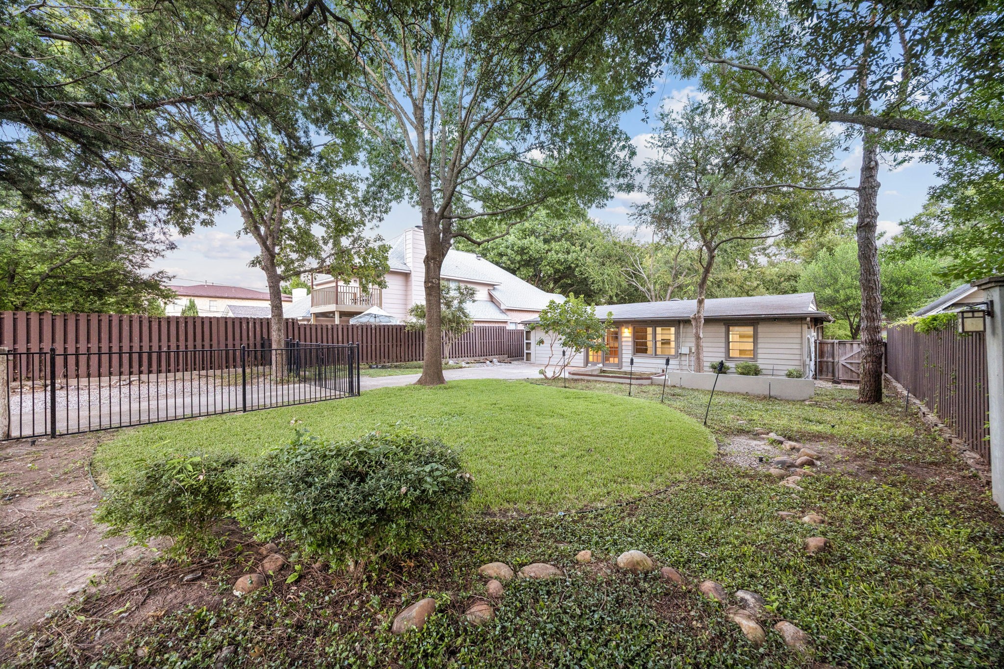 7937 Deer Trail Drive Dallas TX 75238