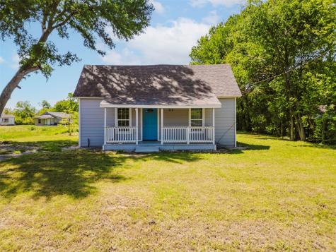 712 E Jefferson Street Waxahachie TX 75165