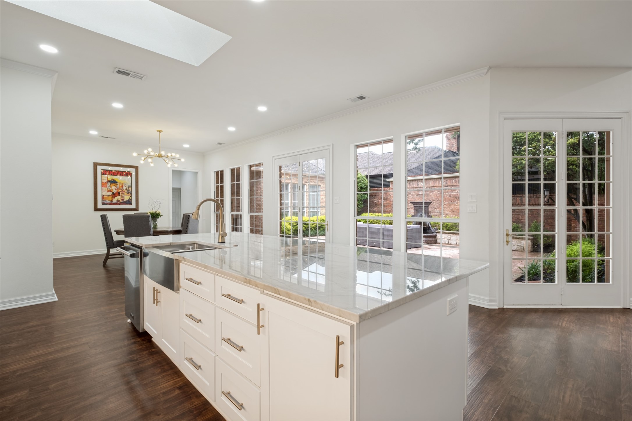 7 Carmarthen Court Dallas TX 75225