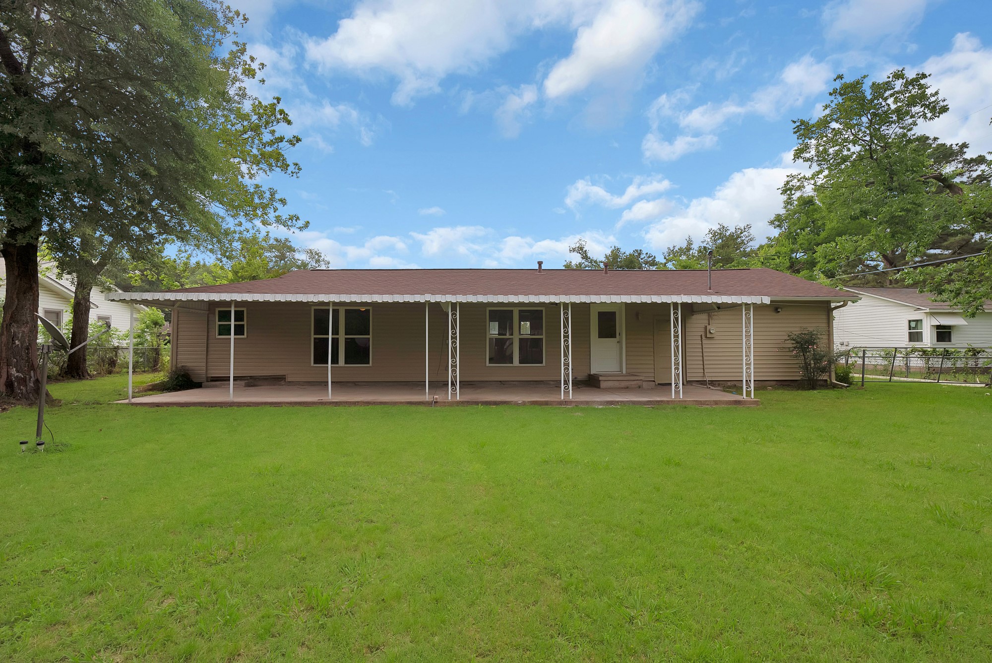 109 Brookhollow Drive Terrell TX 75160