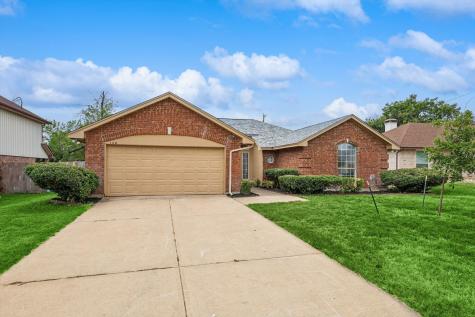 102 Briarglen Drive Cedar Hill TX 75104