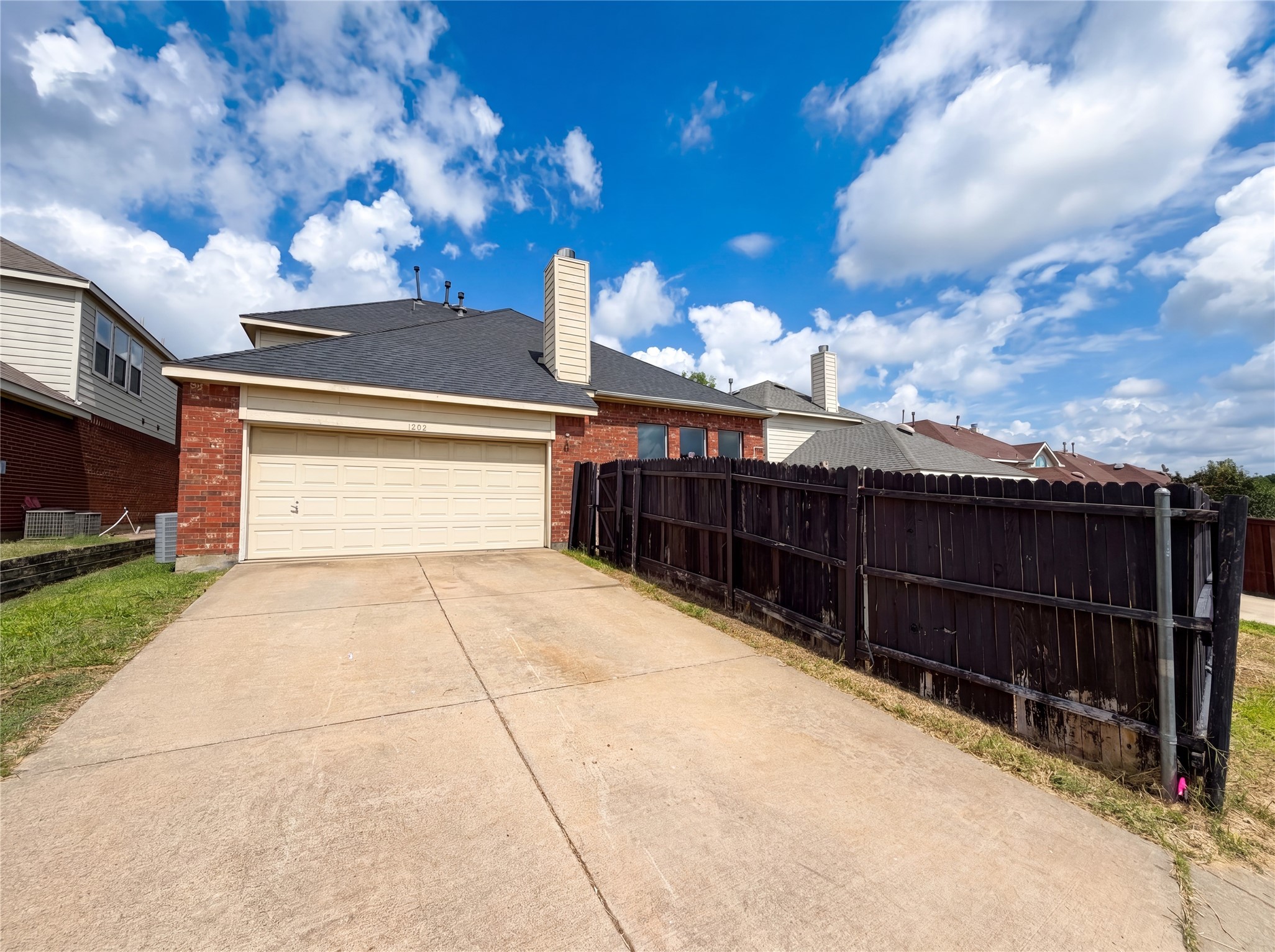 1202 Mccormick Street Garland TX 75040