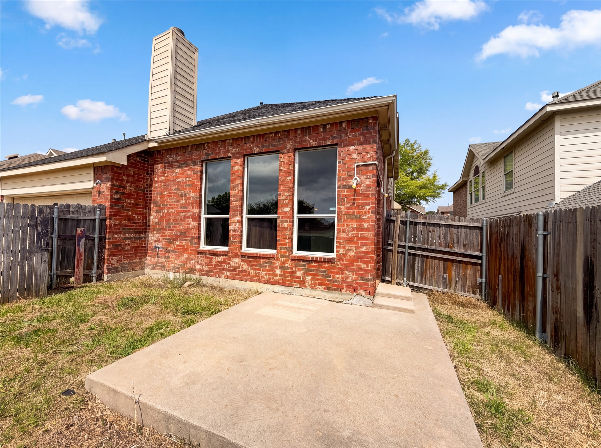 1202 Mccormick Street Garland TX 75040