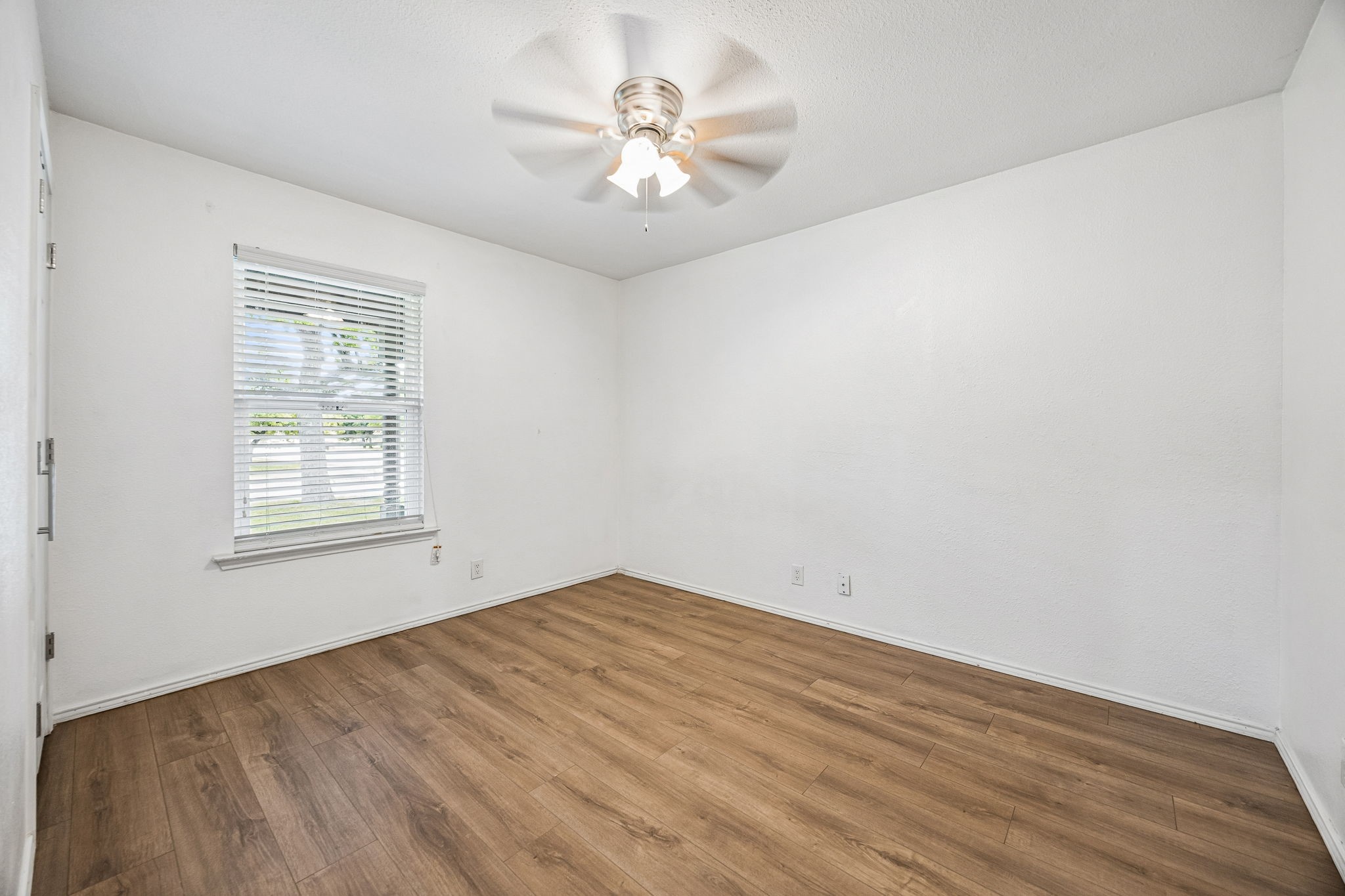 740 Joanna Drive Hurst TX 76053