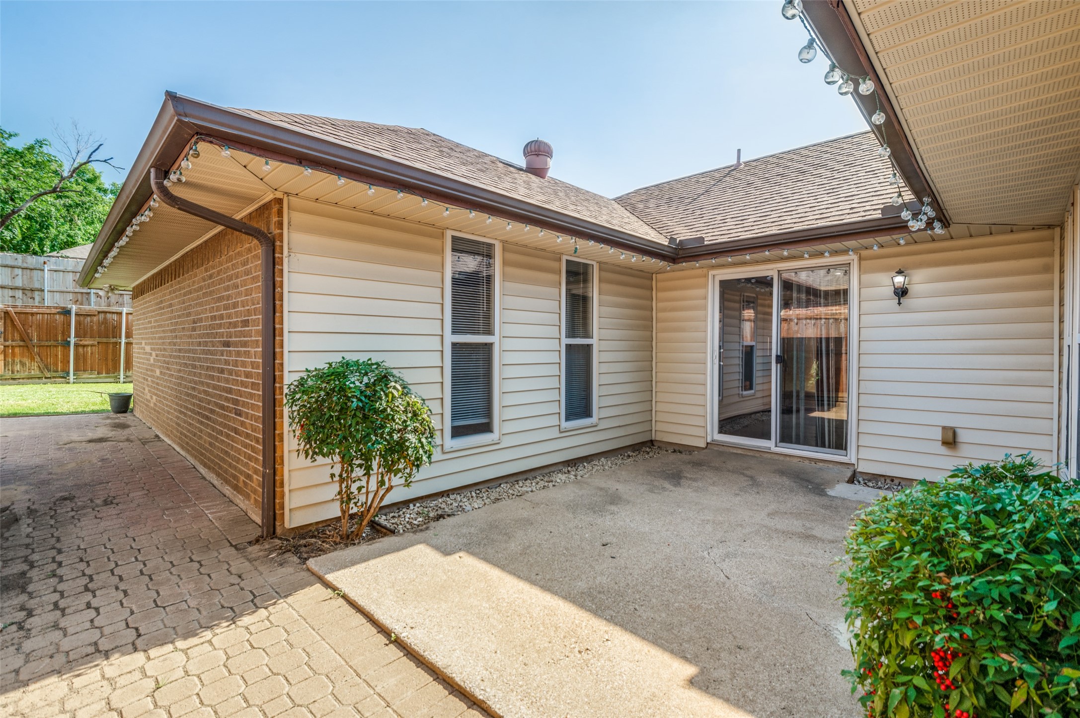 2208 Cedarcrest Drive Carrollton TX 75007
