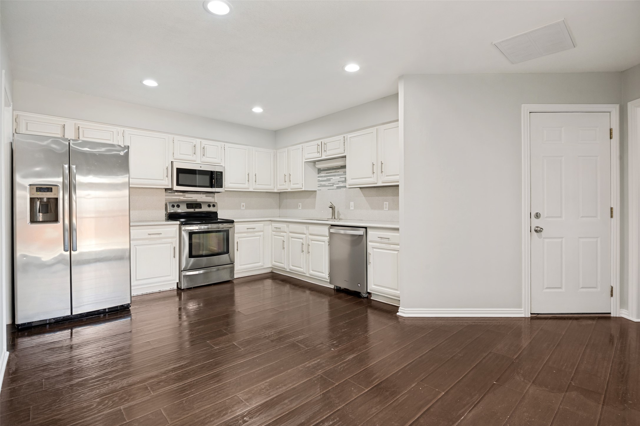 2208 Cedarcrest Drive Carrollton TX 75007