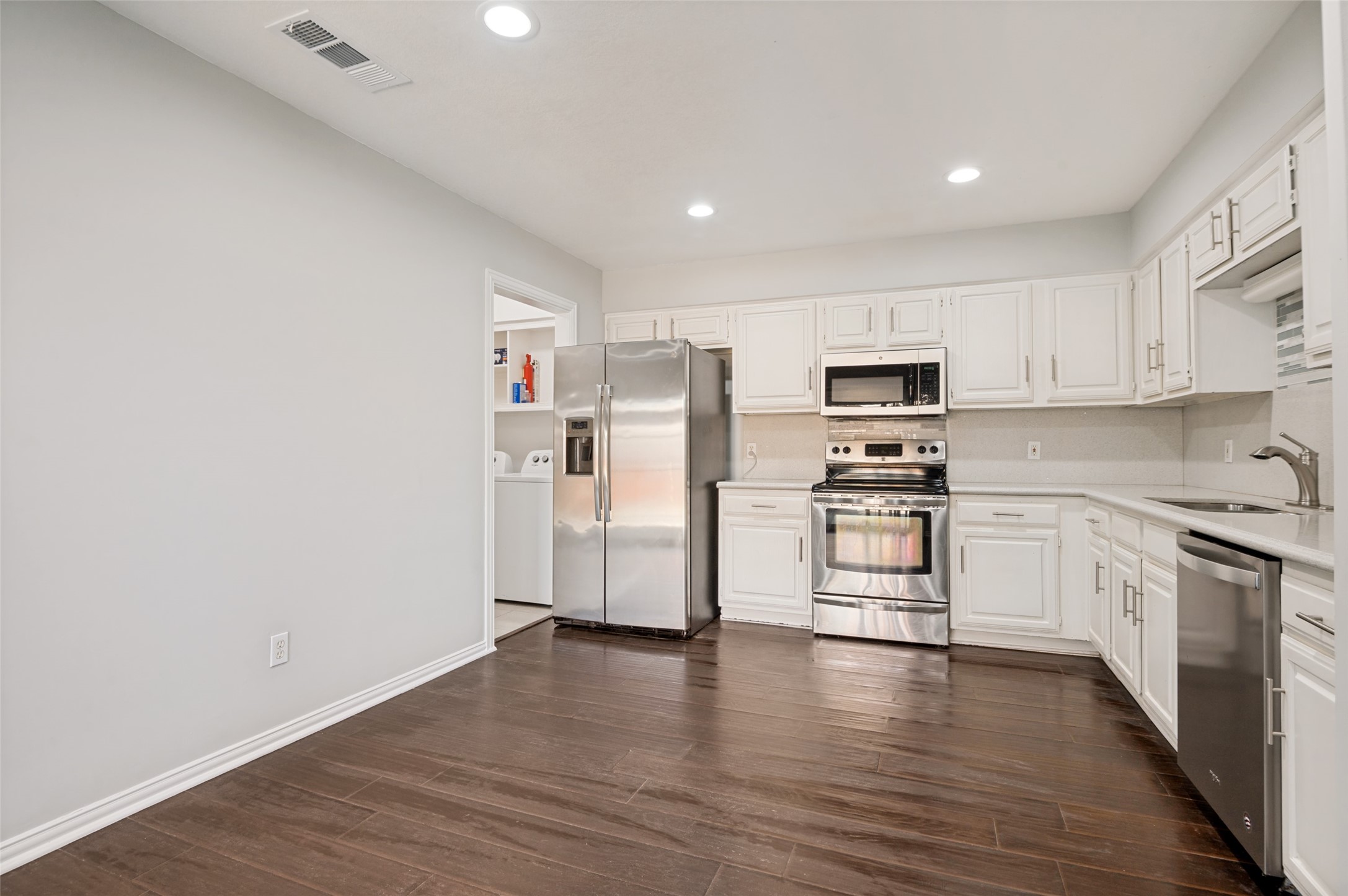 2208 Cedarcrest Drive Carrollton TX 75007