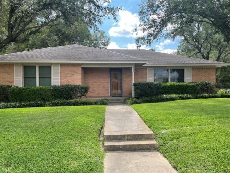 200 Charter Street Whitesboro TX 76273