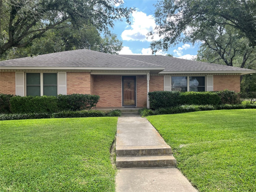 200 Charter Street Whitesboro TX 76273