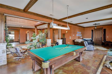 1501 S Chisholm Trail Granbury TX 76048
