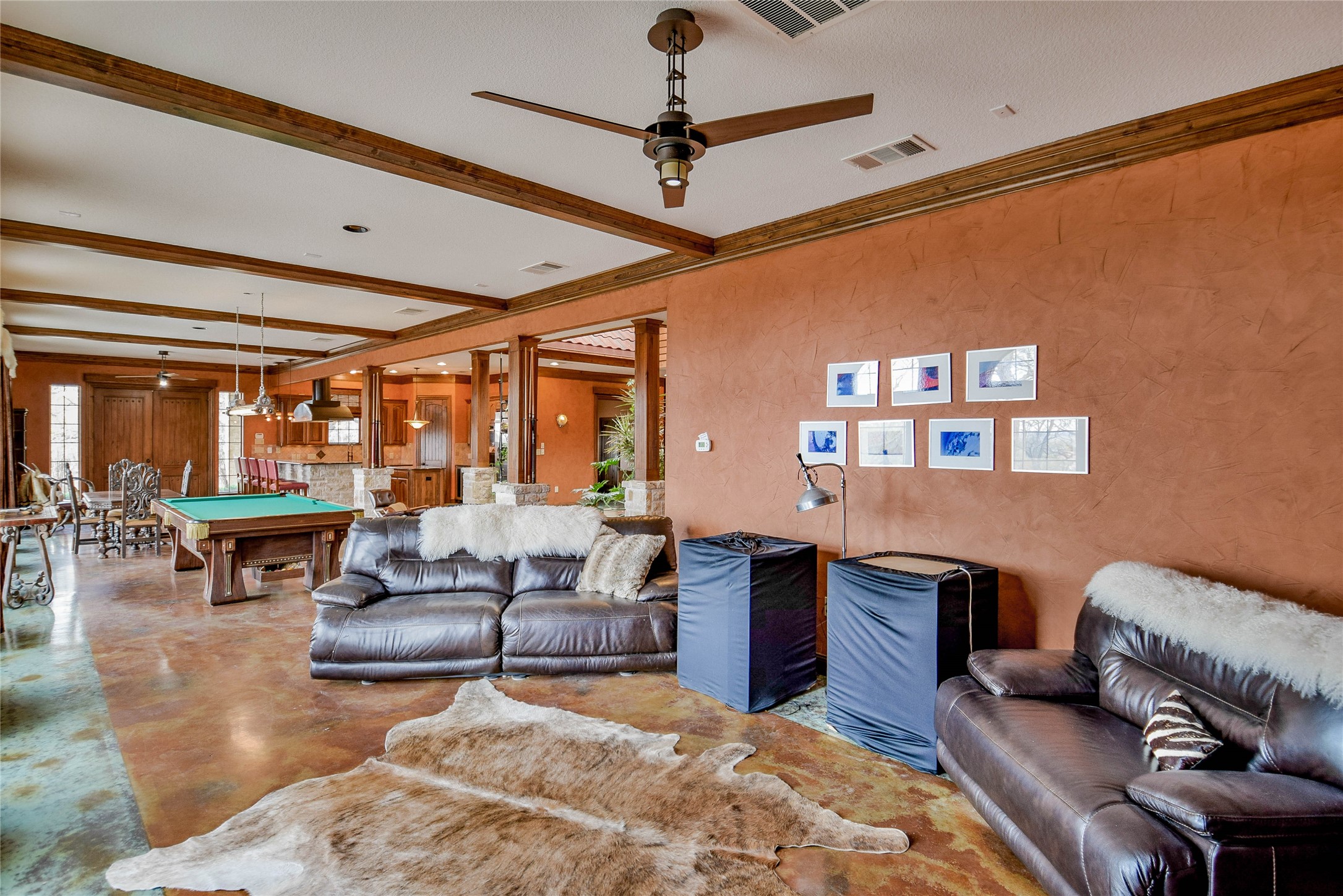 1501 S Chisholm Trail Granbury TX 76048
