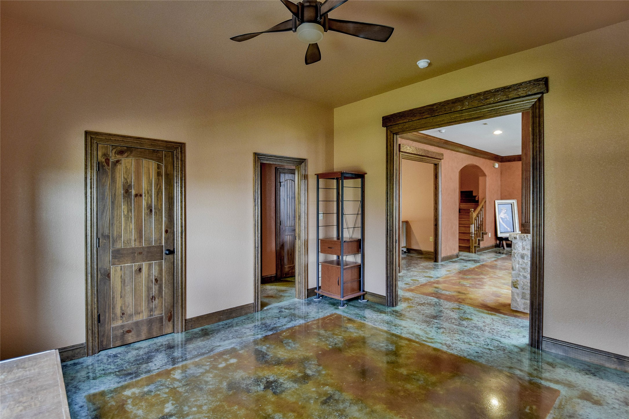 1501 S Chisholm Trail Granbury TX 76048