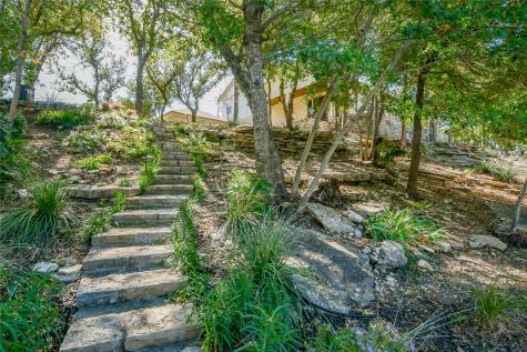 1501 S Chisholm Trail Granbury TX 76048