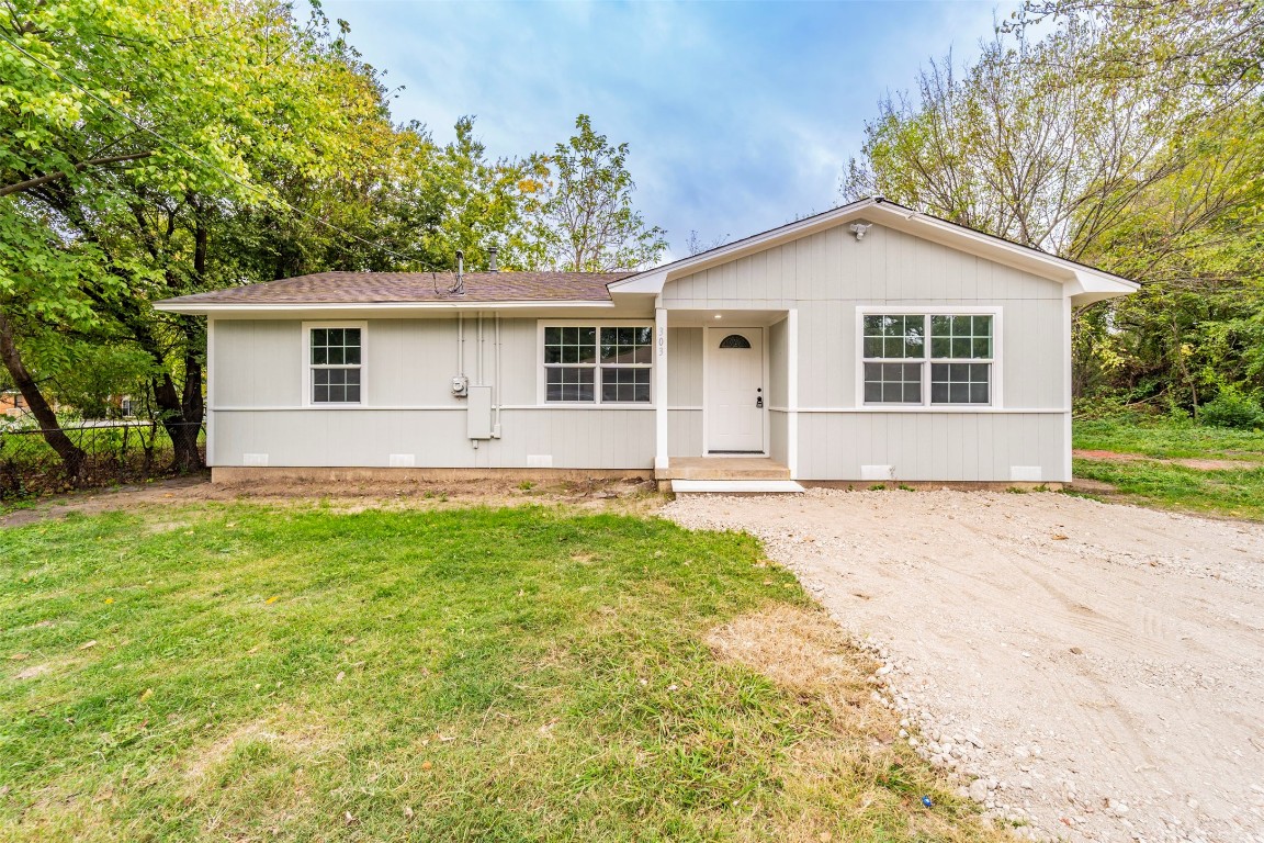 303 W Cottage Street Terrell TX 75160