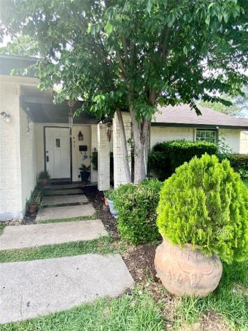 461 Woodmere Drive Garland TX 75043
